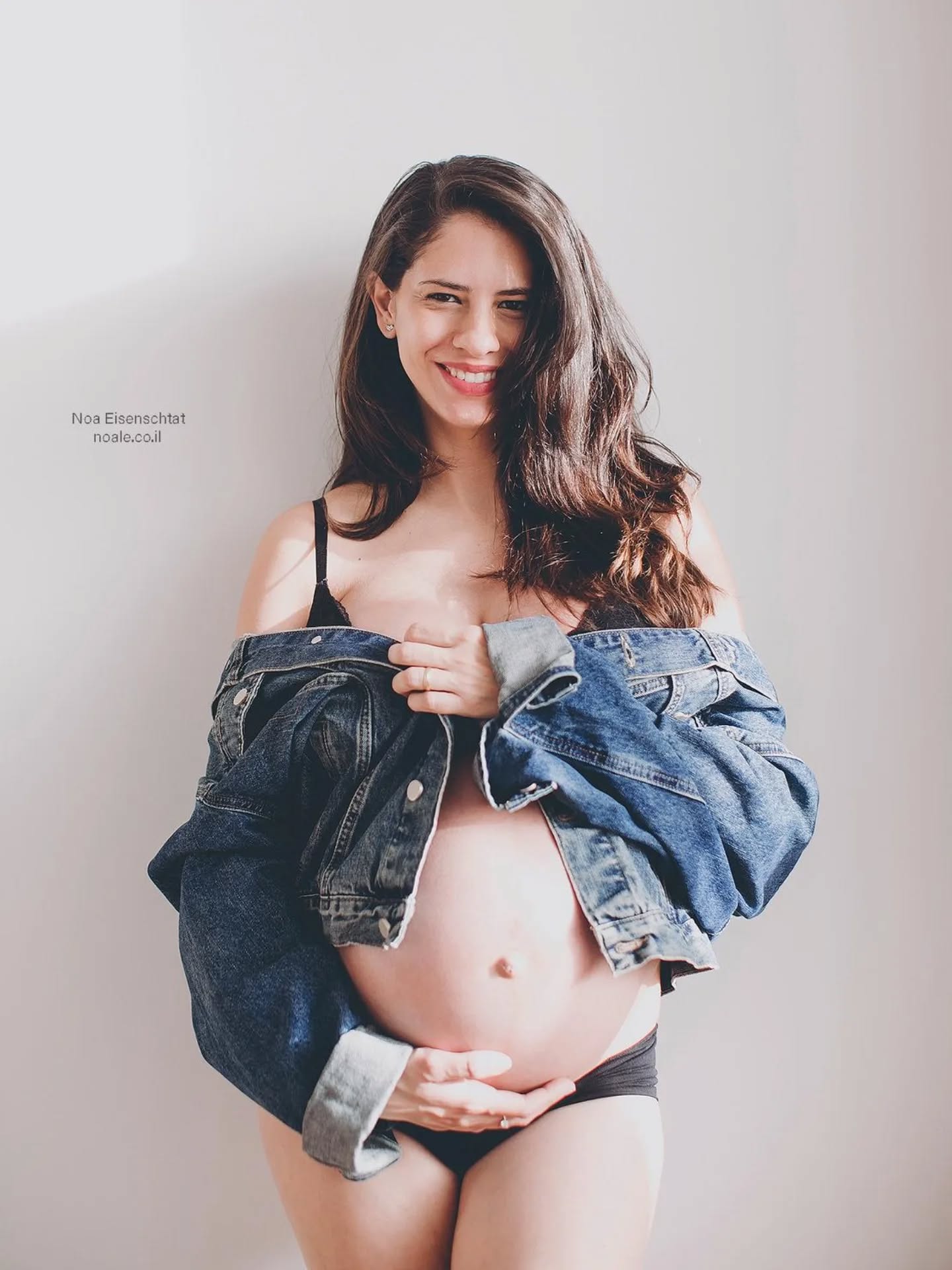 צילומי הריון בסטודיו